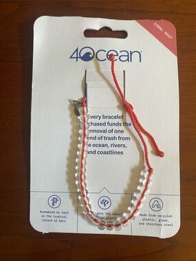 4Ocean Bracelet. Together we can end the ocean plastic crisis. NWT